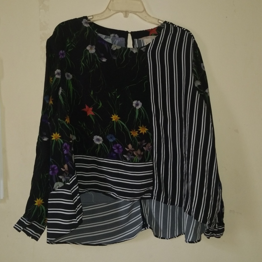 Monochrome floral top